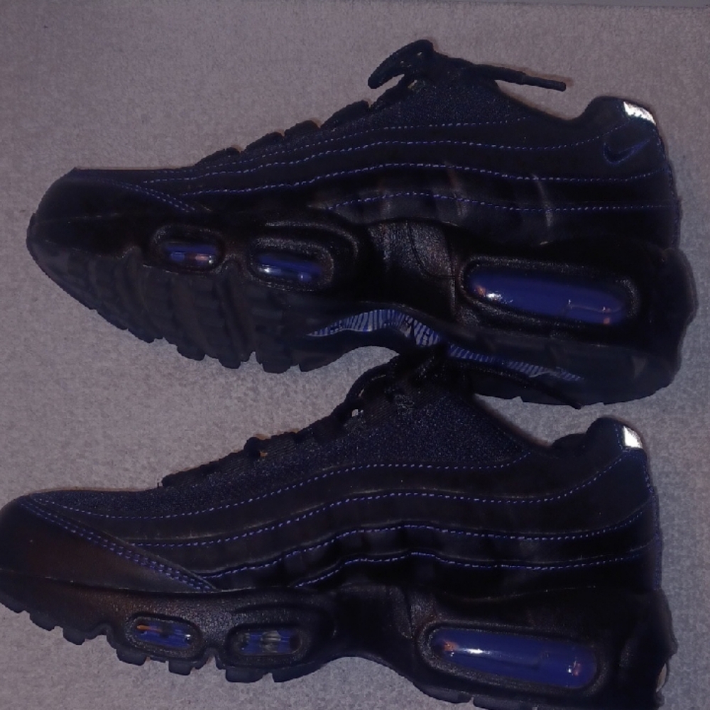 AirMax Nike Persian Violet Blue Athletic Sneakers Size 4.5Y